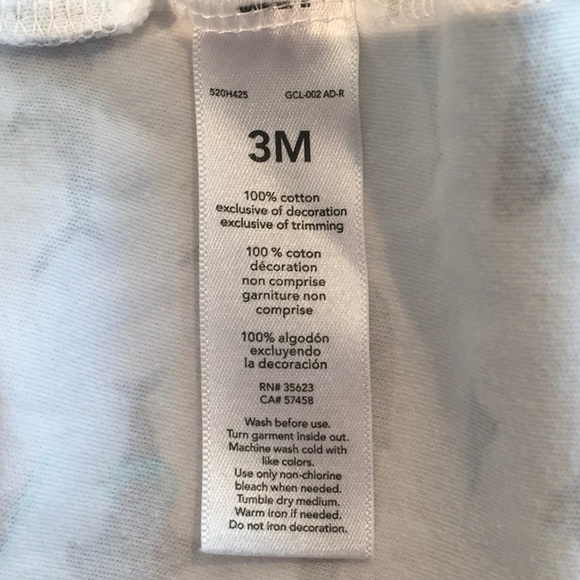 Carter’s Onesie Footie One-Piece Sleeper - Picture 6 of 6